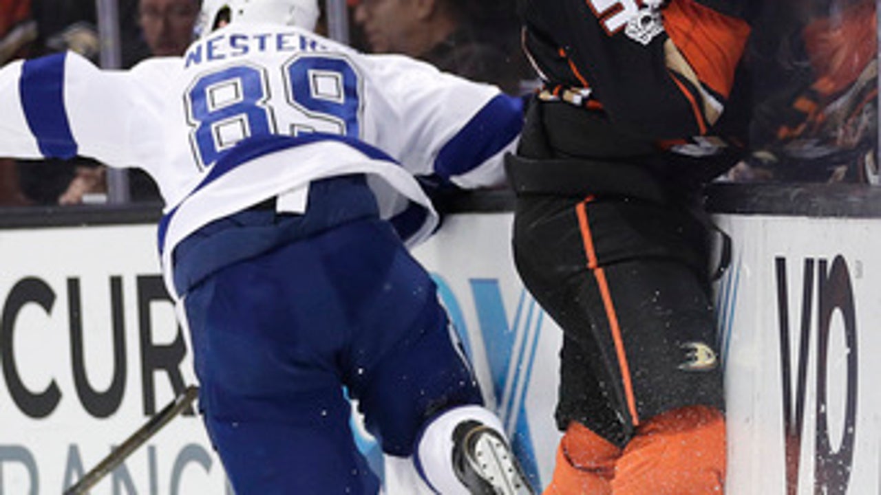 Rakell's rocket in OT puts surging Ducks past Lightning, 2-1 (Jan 17, 2017)